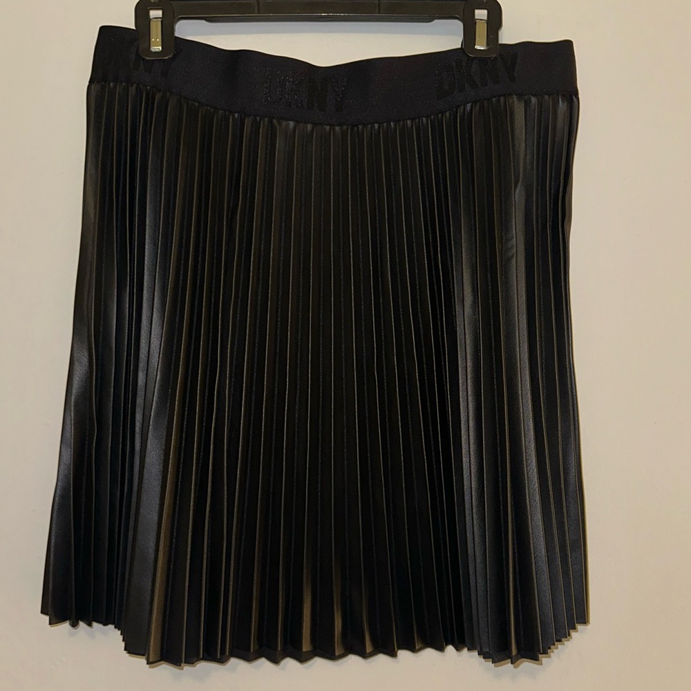 Never Been Worn Leather DKNY Skirt Size L